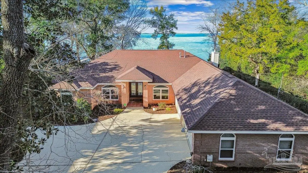 5088 Keystone Dr, Gulf Breeze, FL 32563 - Image #1