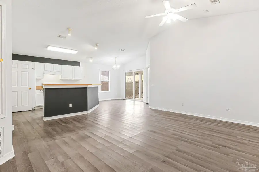 1523 Galvin Ave, Pensacola, FL 32526 - #2
