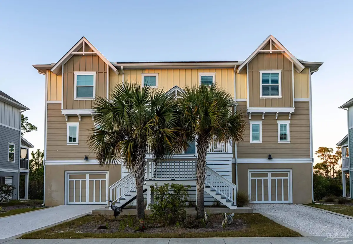 6596 Carlinga Dr, Pensacola, FL 32507 - Image #1