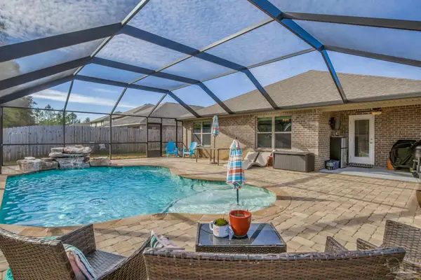 9824 Betula Rd, Pensacola, FL 32526