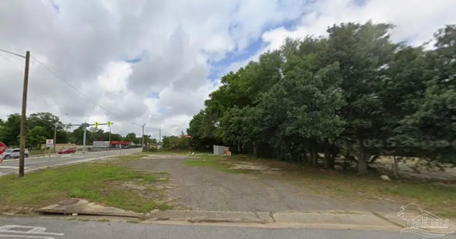1900 W Cervantes St, Pensacola, FL 32501 - Image #2