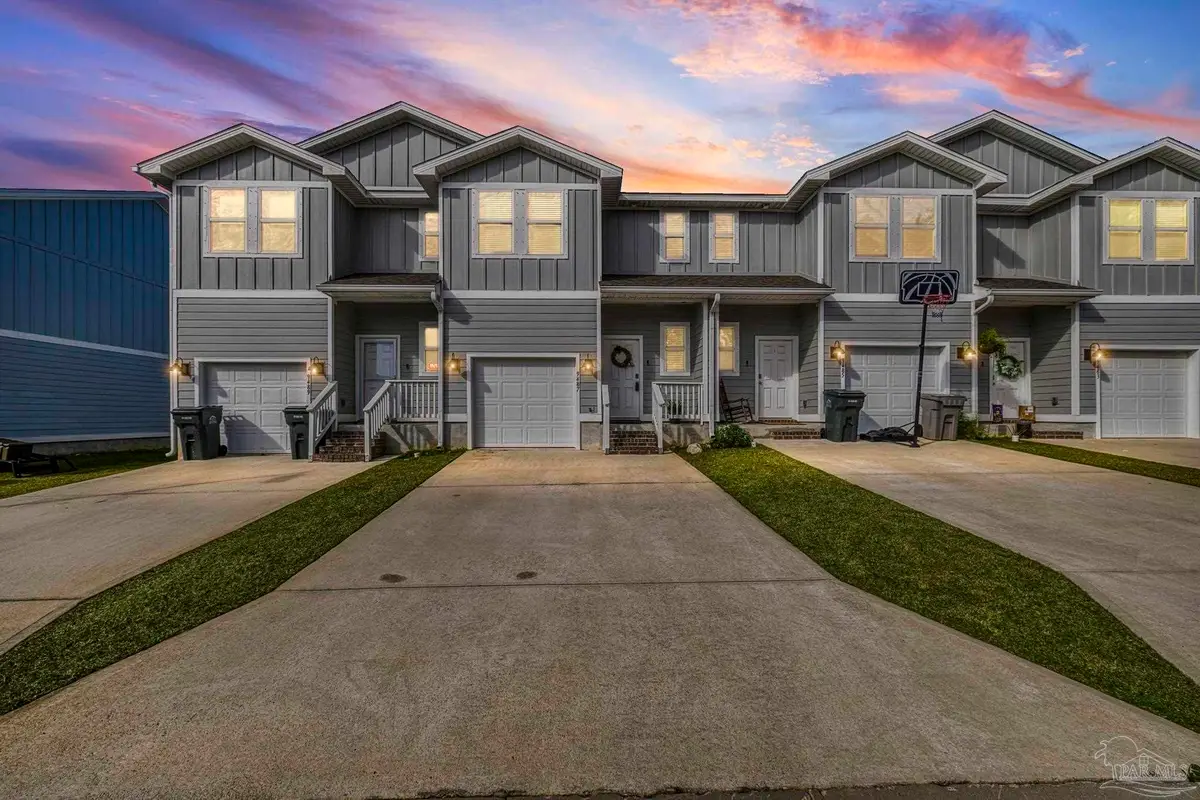 9487 Nature Creek Cir, Pensacola, FL 32526 - Image #1