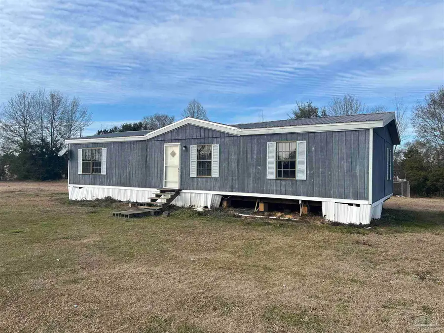 1482 Smith Dairy Rd, Atmore, AL 36502 - #2