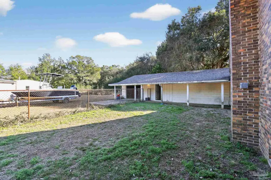 5687 Nicholas Ln, Pensacola, FL 32526 - Image #3