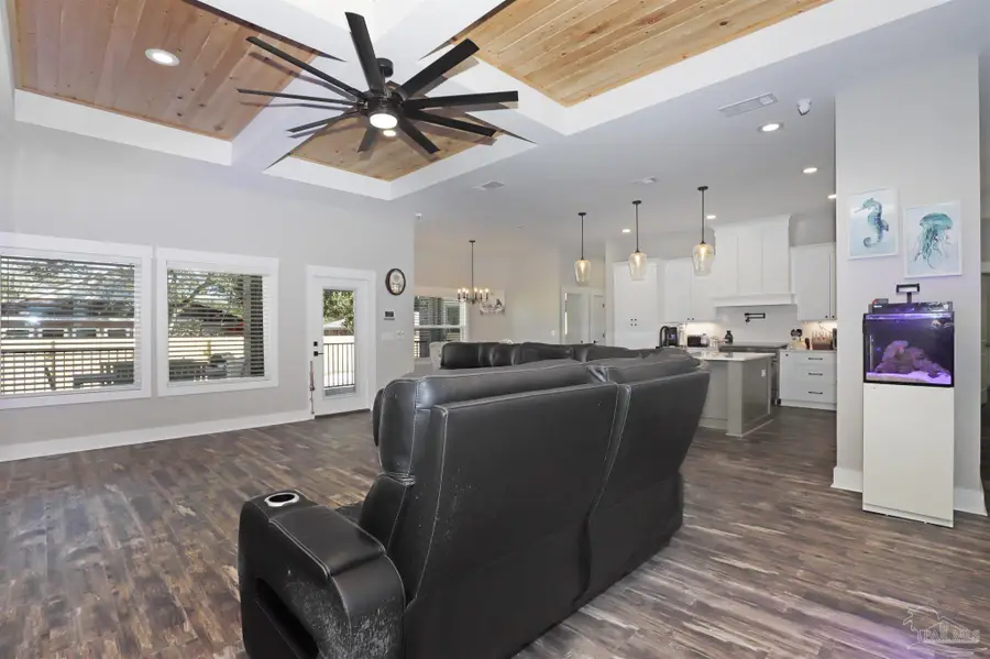 1798 Thresher Dr, Navarre, FL 32566 - Image #3