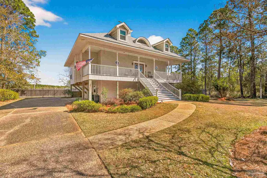 4596 Bayside Dr, Milton, FL 32583 - Image #3