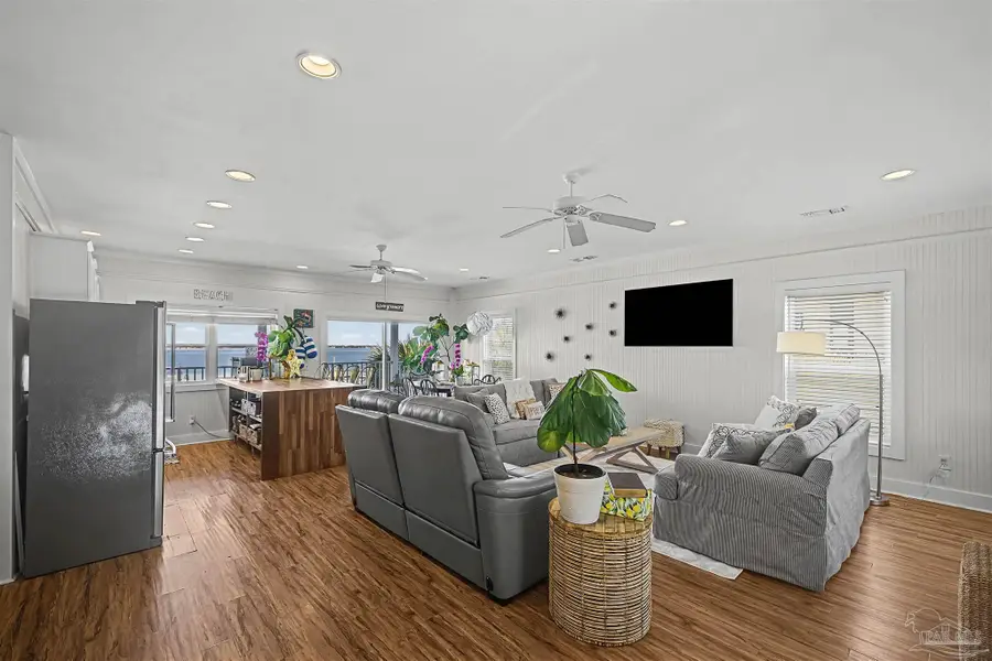 1213 Panferio Dr, Pensacola Beach, FL 32561 - Image #3
