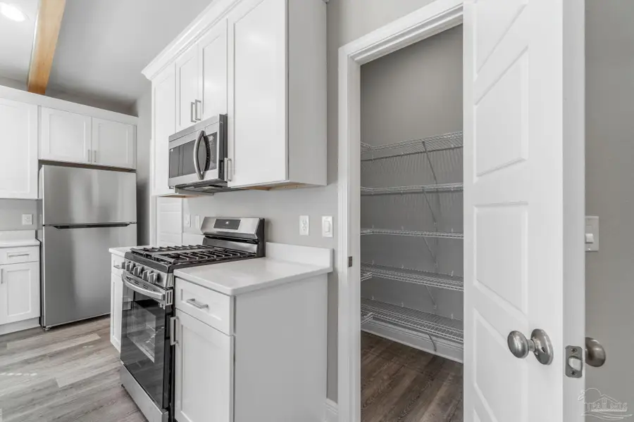 8425 Tippin Ave, Pensacola, FL 32504 - Image #2