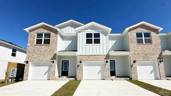 2395 Cliff Hollow Cir, Gulf Breeze, FL 32563