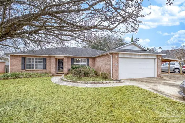 2816 Silent Wood Dr, Cantonment, FL 32533