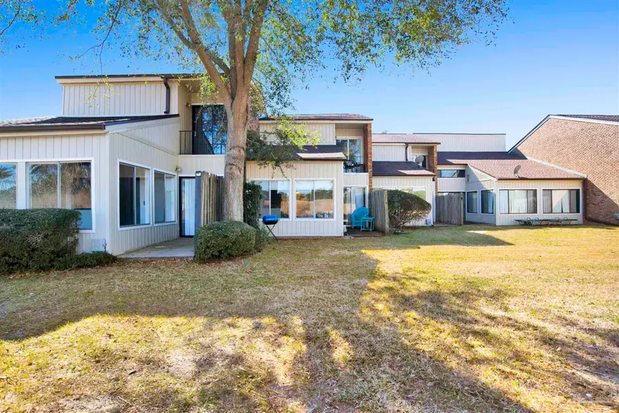 4730 Huron Dr, Pensacola, FL 32507 - Image #2