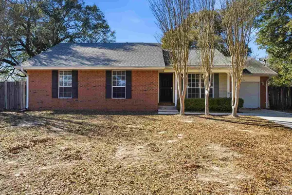 7301 Copter Ln, Milton, FL 32570