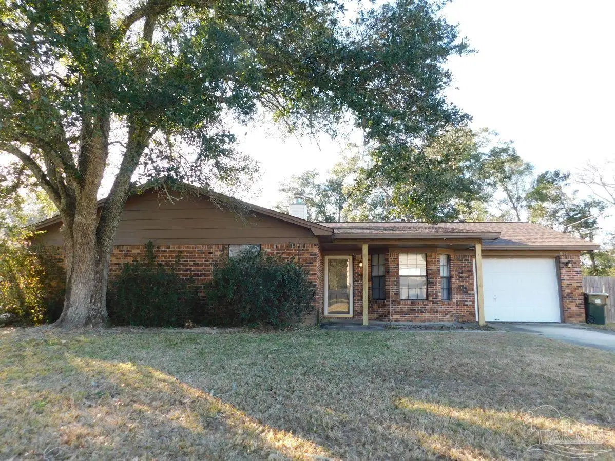 5827 Princeton Dr, Pensacola, FL 32526 - #1