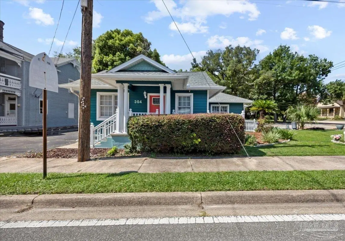 304 W Cervantes St, Pensacola, FL 32501 - #1