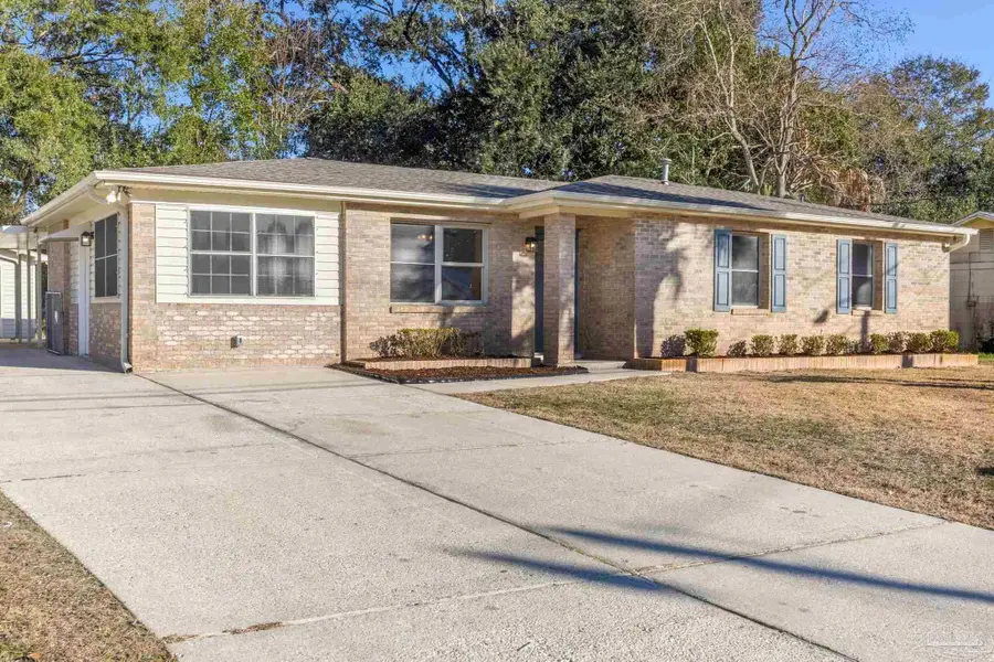 4605 Le Mans Way, Pensacola, FL 32505 - Image #2