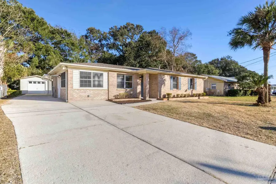 4605 Le Mans Way, Pensacola, FL 32505 - Image #3