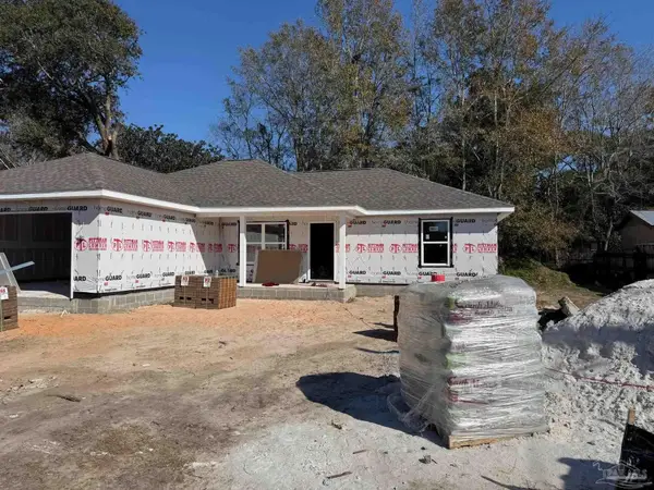 4208 Eleanor St, Pace, FL 32571