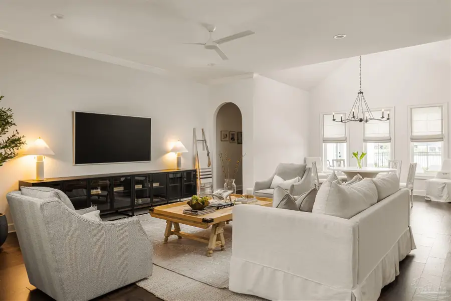 5677 Highland Lake Dr, Milton, FL 32583 - #3