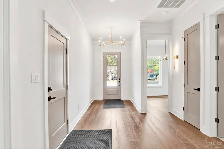 1613 E Yonge St, Pensacola, FL 32501 - #3