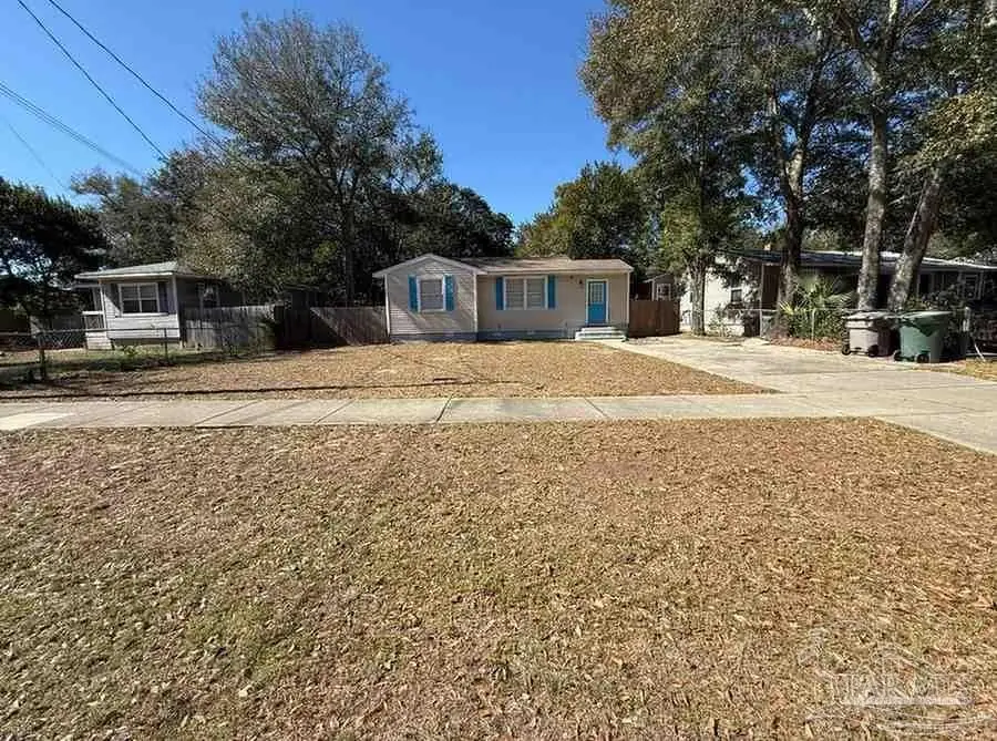 305 Chaseville St, Pensacola, FL 32507 - #2
