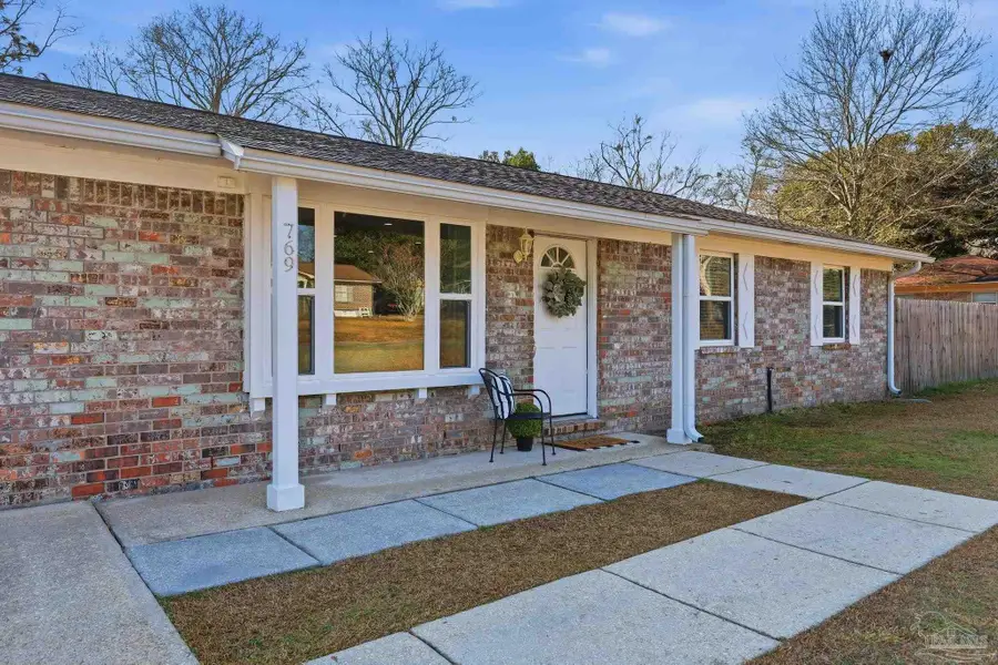 769 El Camino Dr, Cantonment, FL 32533 - #3