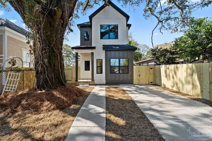 1003 N D St, Pensacola, FL 32501 - #2