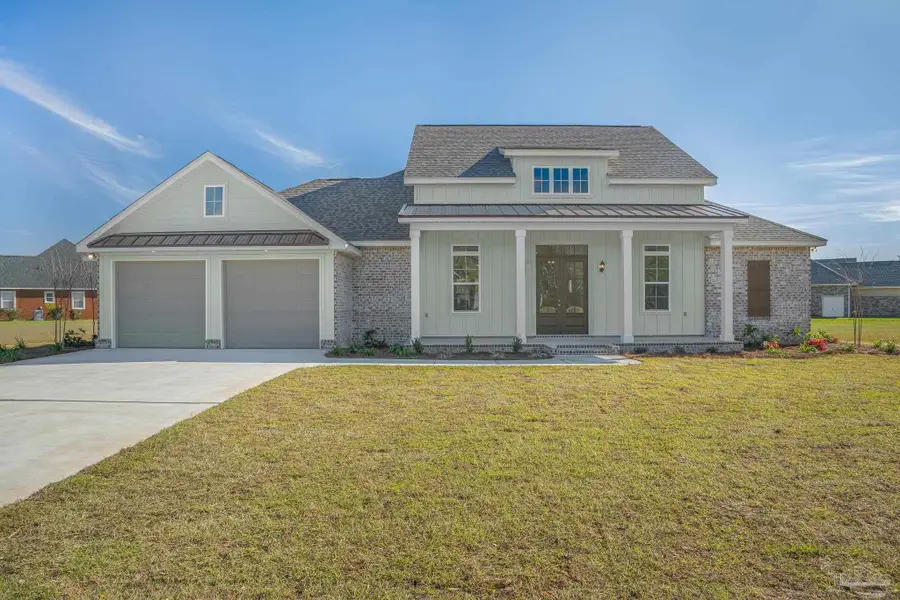 5736 Highland Lake Dr, Milton, FL 32583 - #2