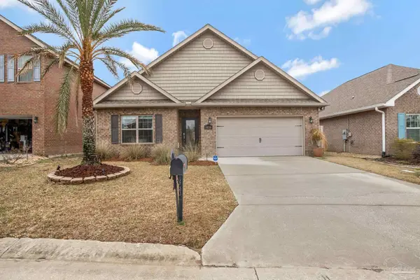 1696 Waterford Sound Blvd, Gulf Breeze, FL 32563