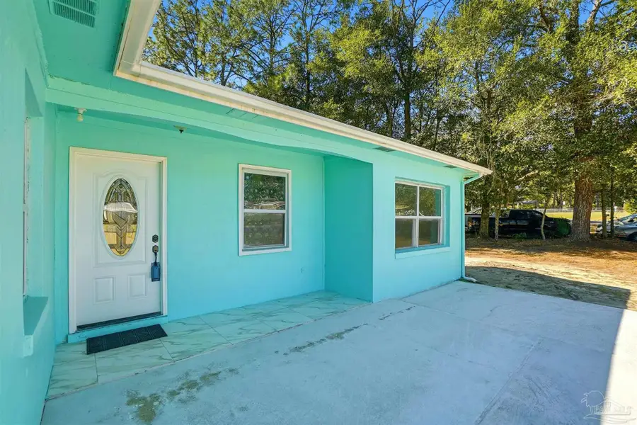305 N Madison Dr, Pensacola, FL 32505 - #3