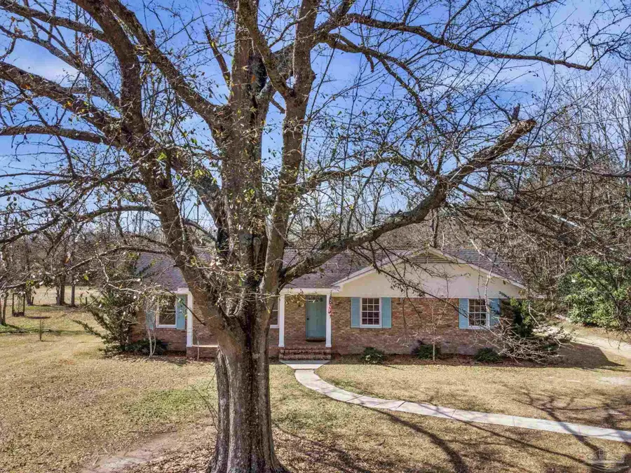 200 14th Ave, Atmore, AL 36502 - #2