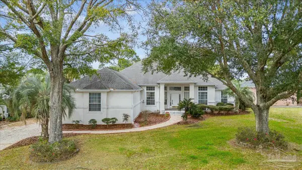 5029 High Pointe Dr, Pensacola, FL 32505