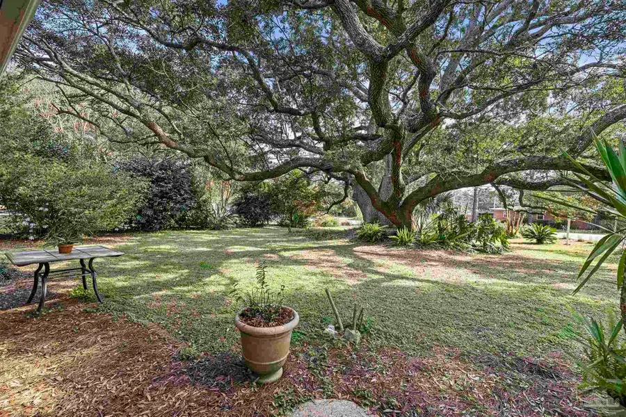 506 Fairpoint Dr, Gulf Breeze, FL 32561 - #3