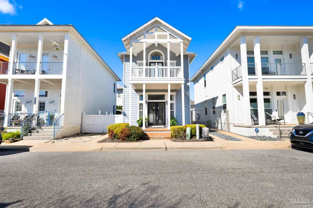 554 Santos St, Pensacola, FL 32502 - #1