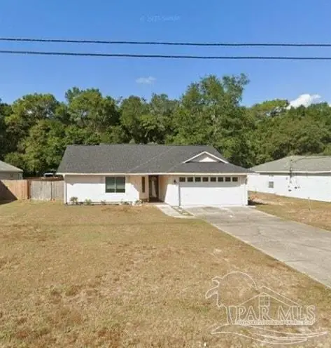 6052 Savannah Dr, Milton, FL 32570