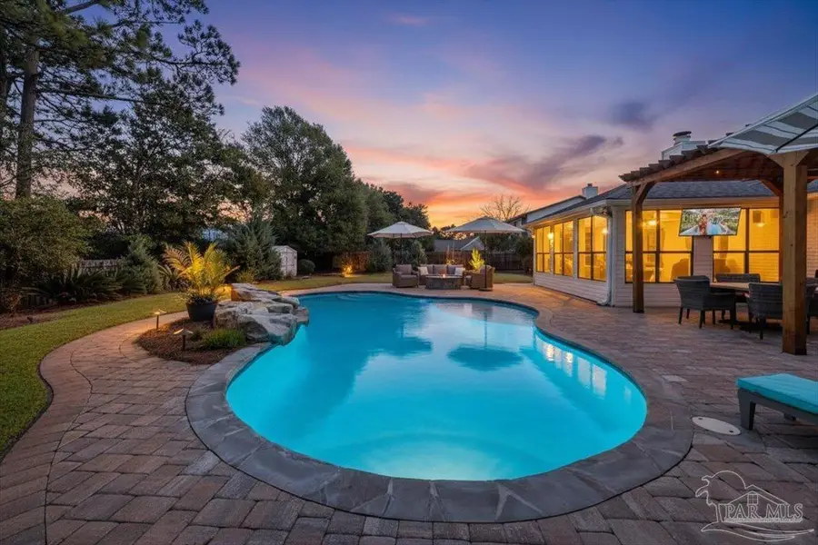 3806 Tiger Point Blvd, Gulf Breeze, FL 32563 - #3