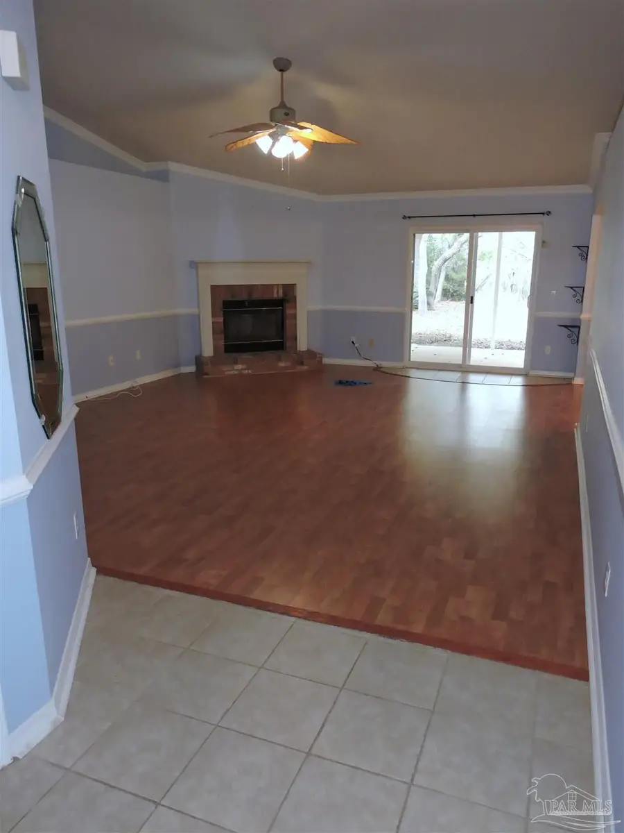 724 Marlinspike Dr, Pensacola, FL 32507 - #2