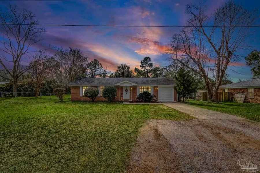 3525 Applewood Ln, Cantonment, FL 32533 - #2