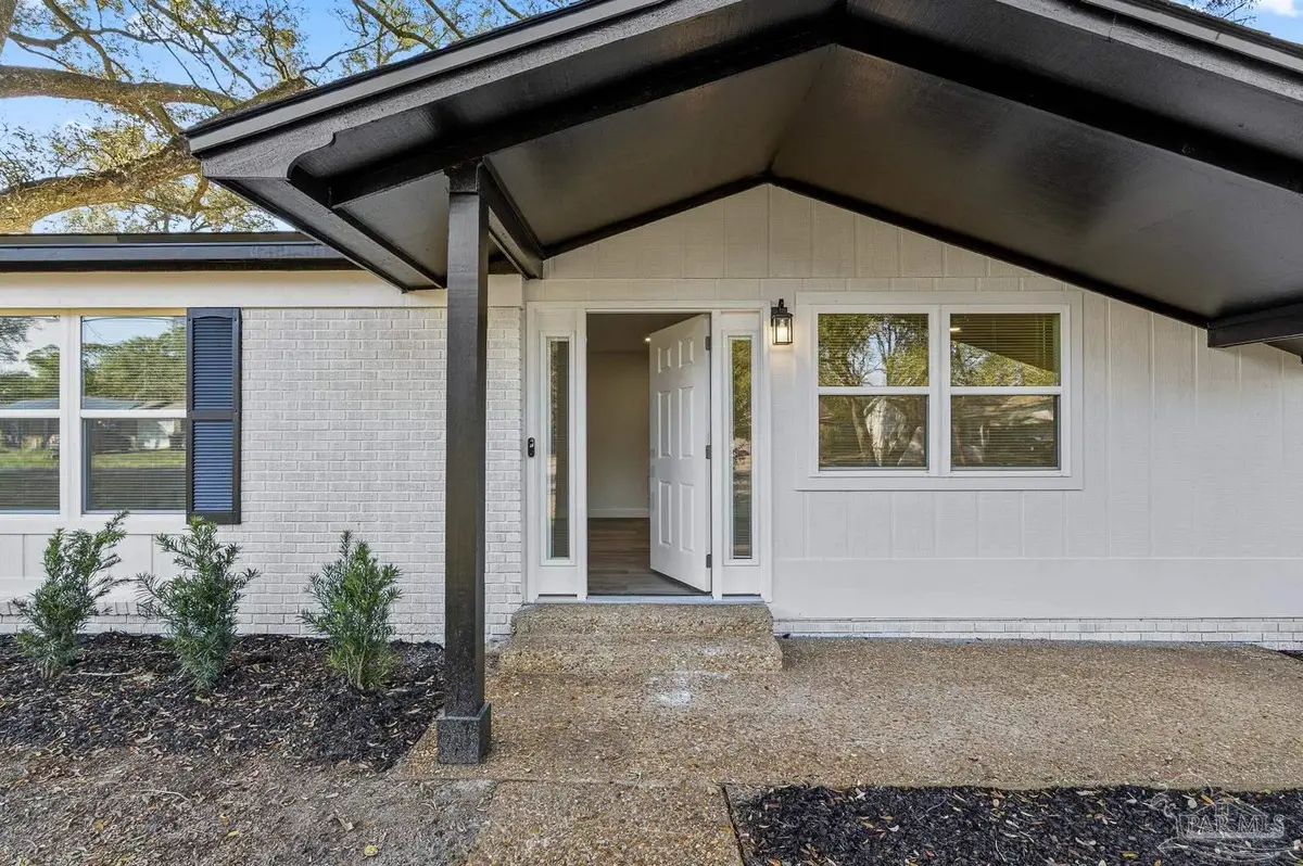 2611 Green Bay Ave, Pensacola, FL 32526 - #1