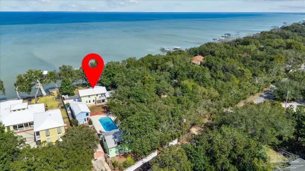 4818 Hickory Shores Blvd, Gulf Breeze, FL 32563