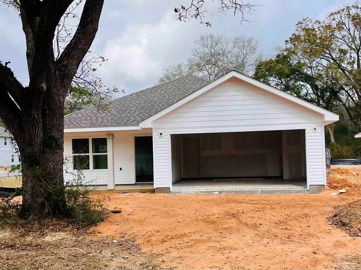 360 Mckinnon Ln, Pensacola, FL 32534 - #1