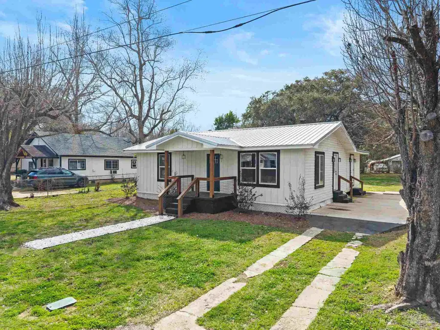 506 Byrne St, Bay Minette, AL 36507 - #2