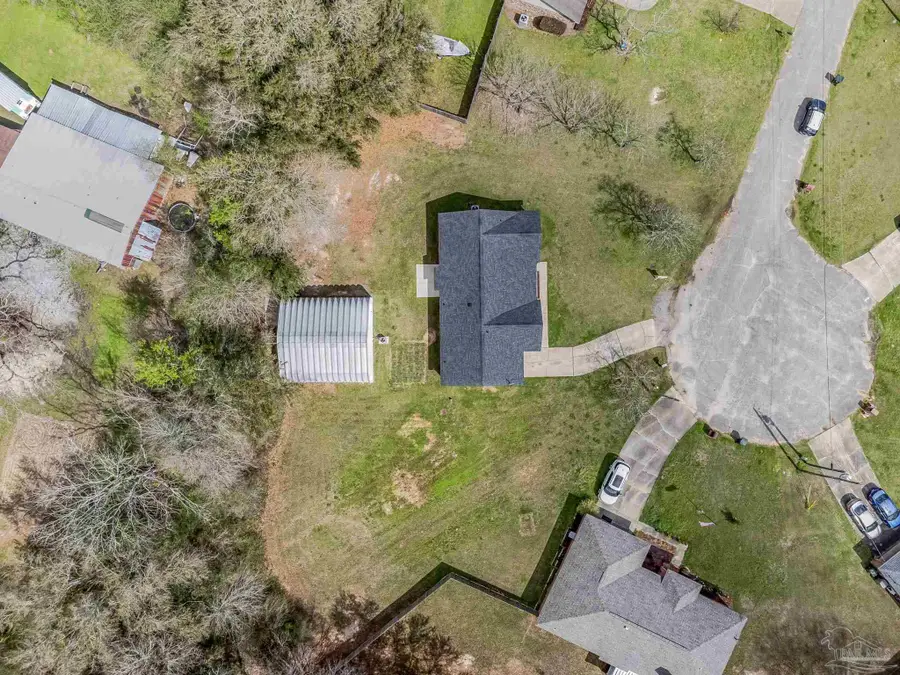 902 Heathrow Dr, Cantonment, FL 32533 - #3