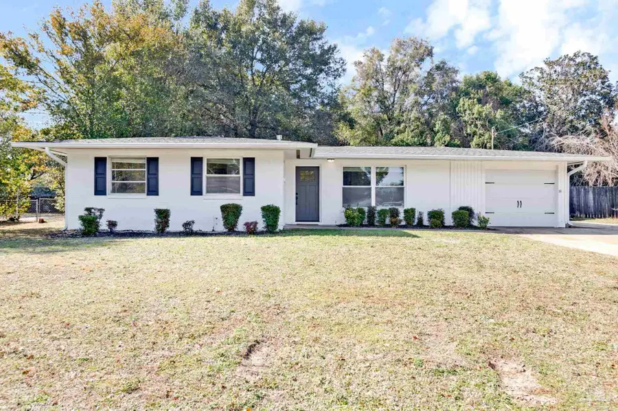 6021 Forest Glen Dr, Pensacola, FL 32504 - #2