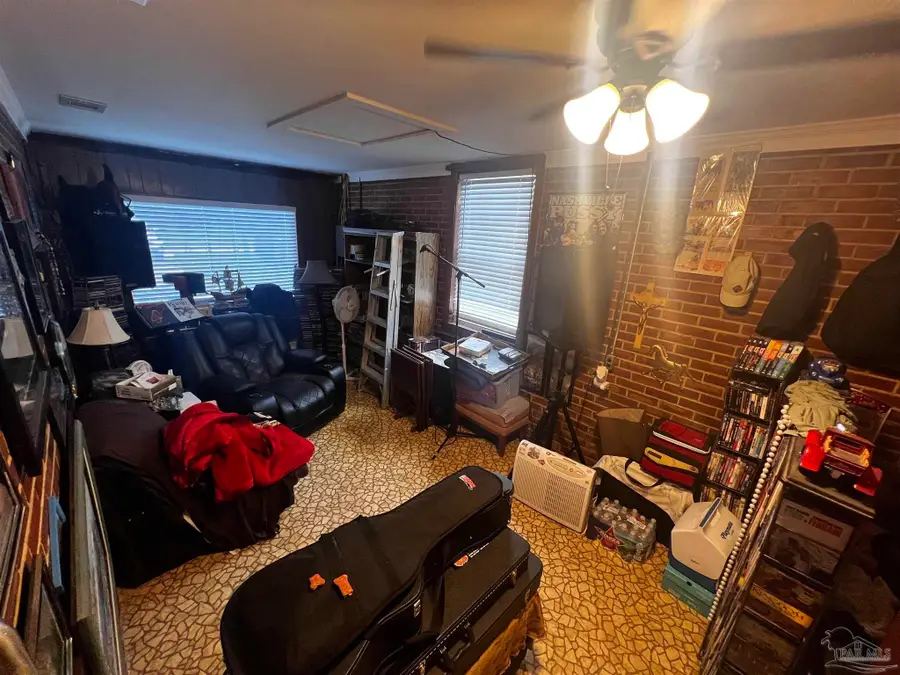 1317 Wilson Ave, Pensacola, FL 32507 - #3