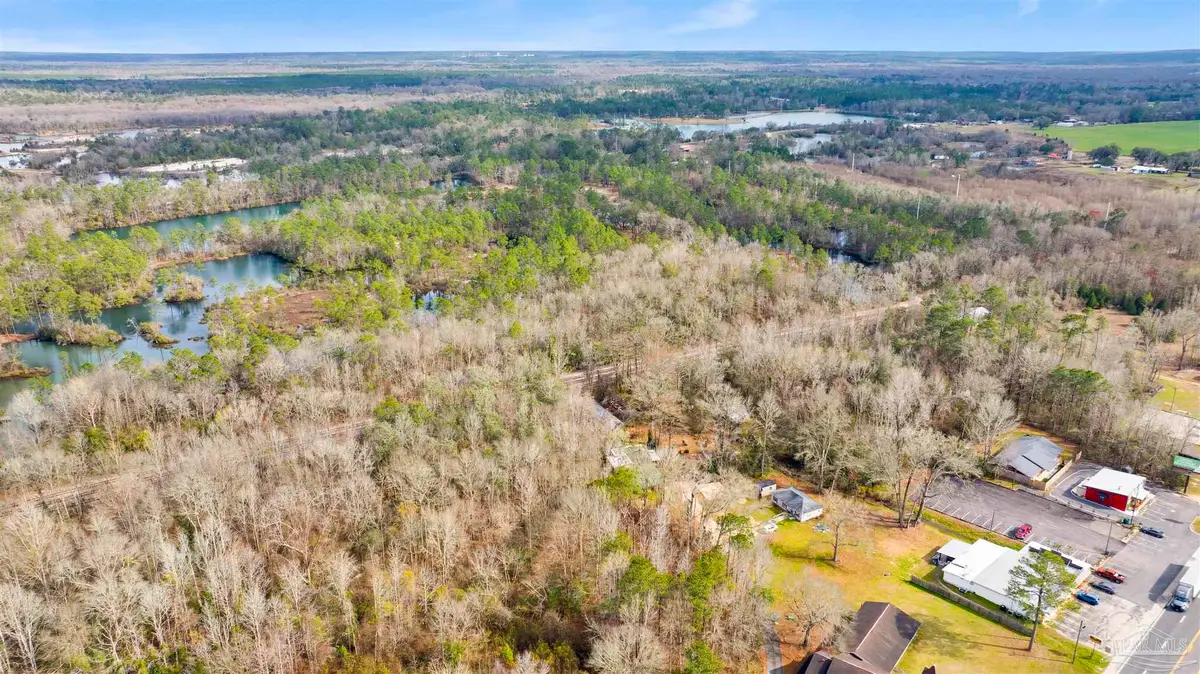 11 Zion St, Century, FL 32535 - #1