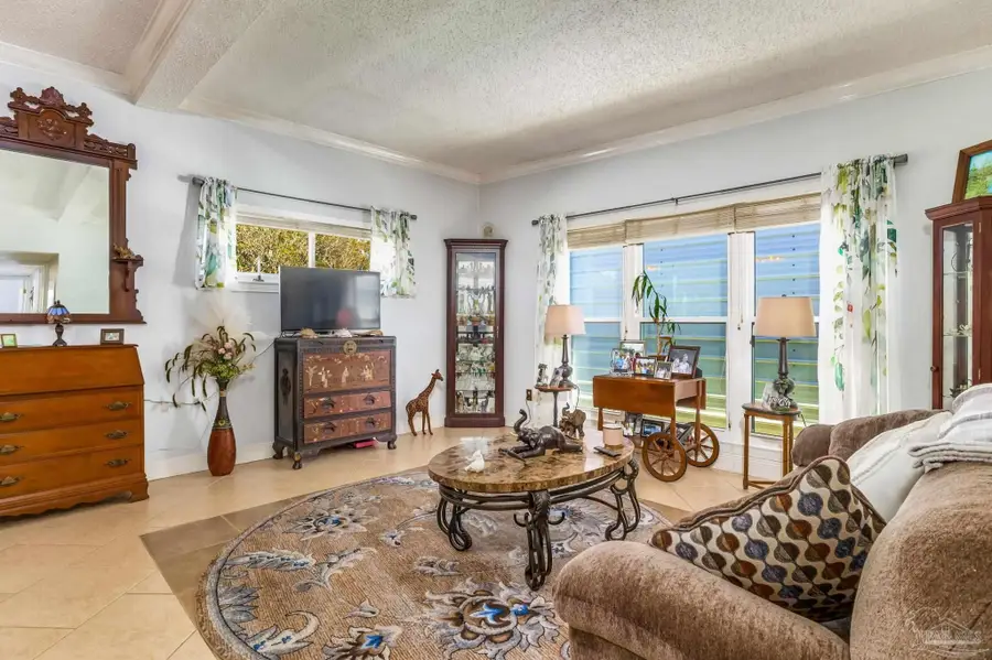 2 Adkinson Dr, Pensacola, FL 32506 - #3