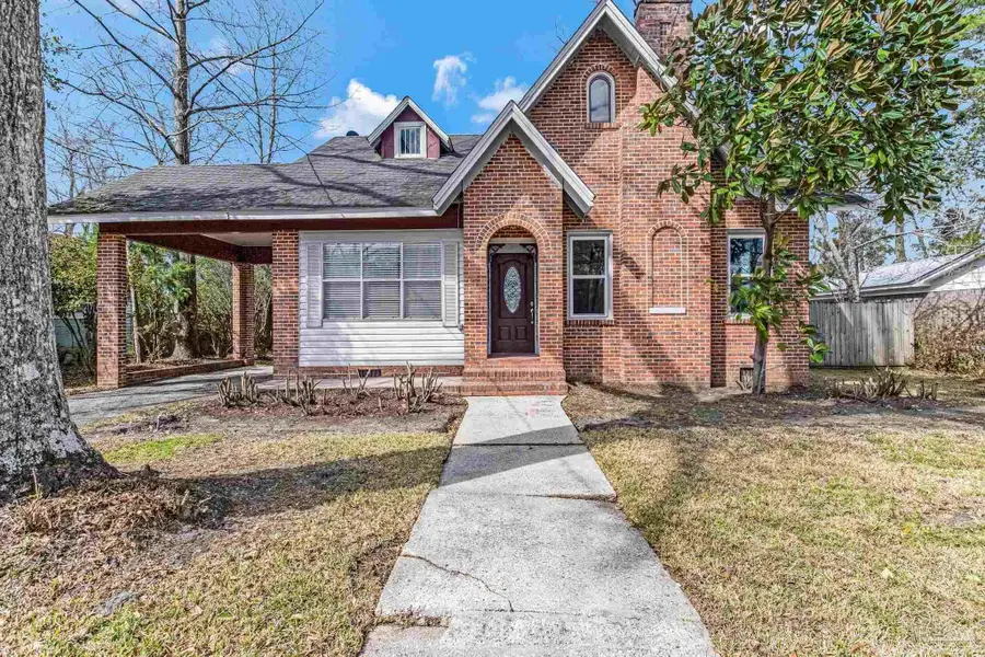 817 Douglas Ave, Brewton, AL 36426 - #2