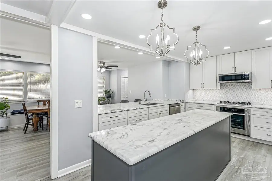 212 Euclid St, Pensacola, FL 32503 - #2