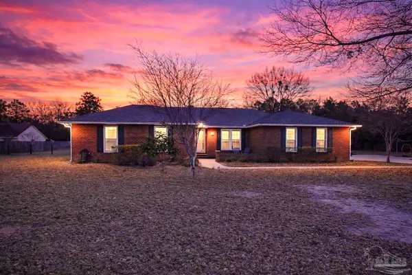 7230 Ironrock Ln, Molino, FL 32577