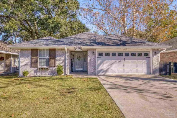 10408 Millbrook Dr, Pensacola, FL 32534